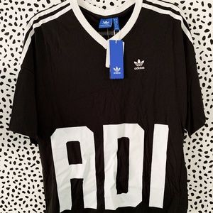 Adidas Graphic Logo Signature Tee